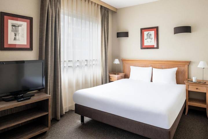 Location de vacances pour 2 personnes, avec vue dans La Défense - 4