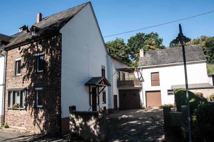Ferienhaus für 8 Personen, mit Balkon und Terrasse sowie Ausblick in Senheim