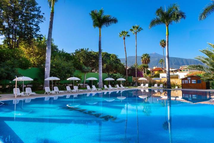 Apartahotel para 3 personas, con Balcón y Terraza además de Jardín y Piscina en Tenerife Norte