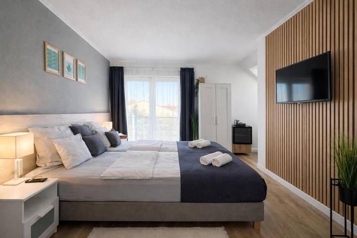 Chambre d’hôte pour 2 personnes, avec vue et jardin à Vecsés - 3