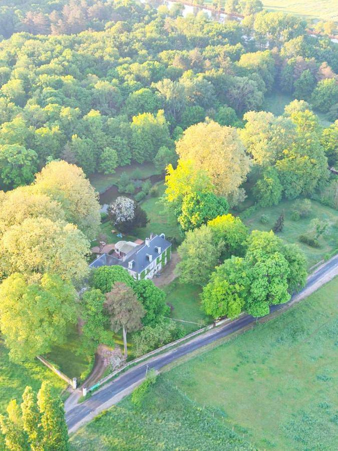 Gîte pour 5 personnes, avec terrasse ainsi que jardin et vue à Civray-de-Touraine - 4