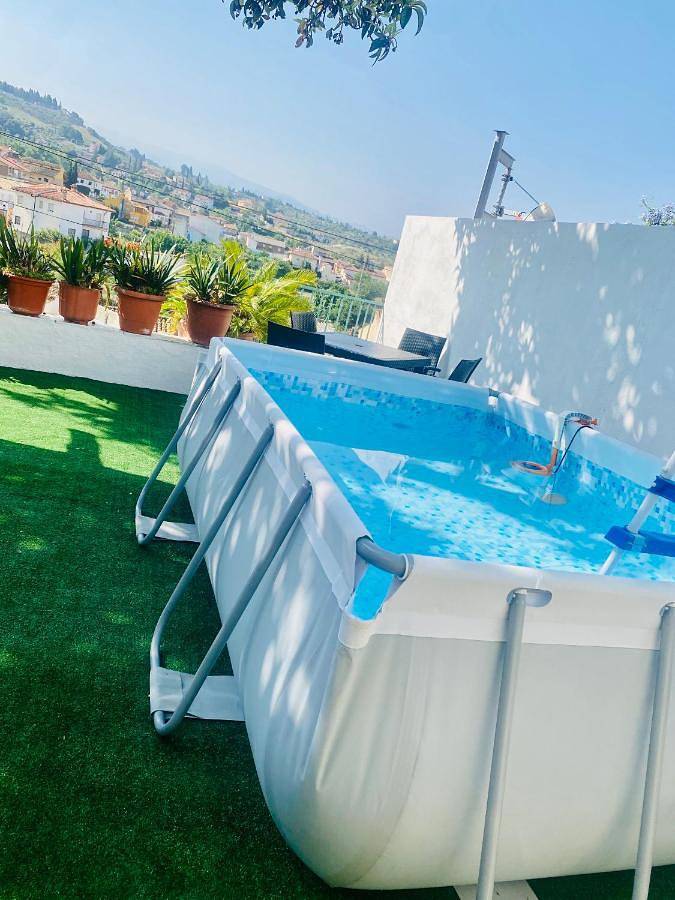 Location de vacances pour 8 personnes, avec piscine ainsi que jardin et vue, animaux acceptés à Alfacar - 2