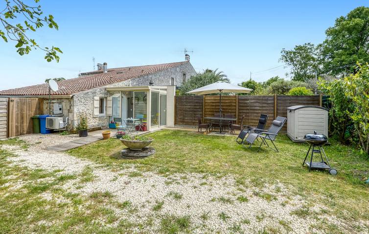 Maison de vacances pour 2 personnes, avec Terrasse et Jardin à Saujon