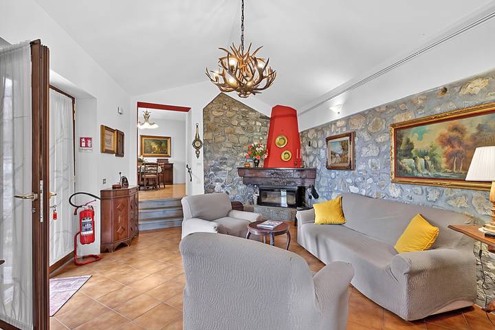 Casa Sant'Anna with Pool - in Garfagnana in Minucciano, Garfagnana