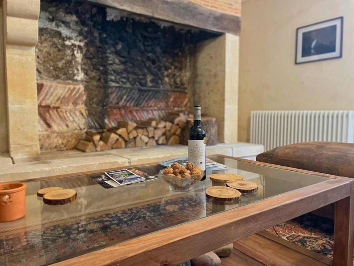 Location de vacances pour 6 personnes, avec jardin à Issac - 4