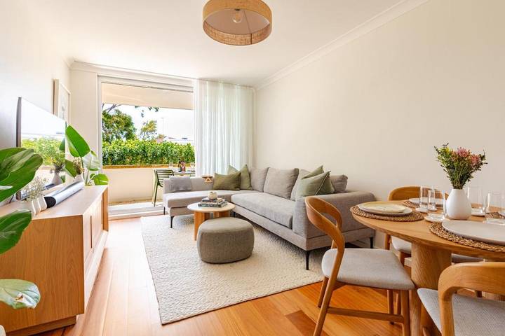 Vakantieappartement voor 4 personen, with uitzicht and tuin as well as kinderzwembad, met huisdier in Bondi