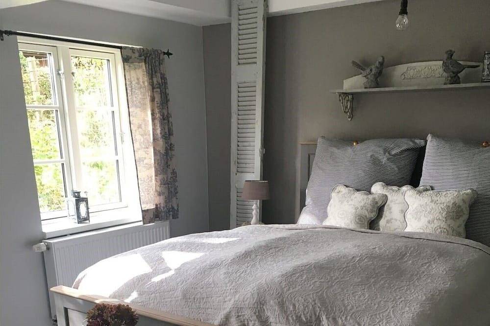 Reetdach-Ferienhaus \"Kätchens Glück\" in Schuby in Dörphof, Rendsburg-Eckernförde