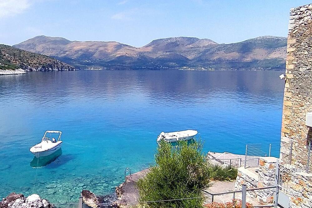 Ganze Wohnung, Villa Lagkadaki sea view in Δρυμός, Peloponnes