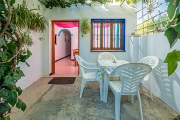 Vacation Rental for 4 Guests in El Palmar (Andalusia), Vejer de la Frontera, Picture 2