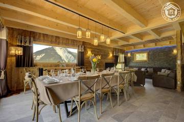 Gîte pour 14 Personnes dans Albiez-Montrond, Région de Saint-Jean-de-Maurienne, Photo 2