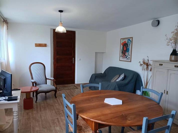 Gîte pour 4 personnes, avec jardin ainsi que vue et piscine à Saint-Julien-de-Cassagnas - 4