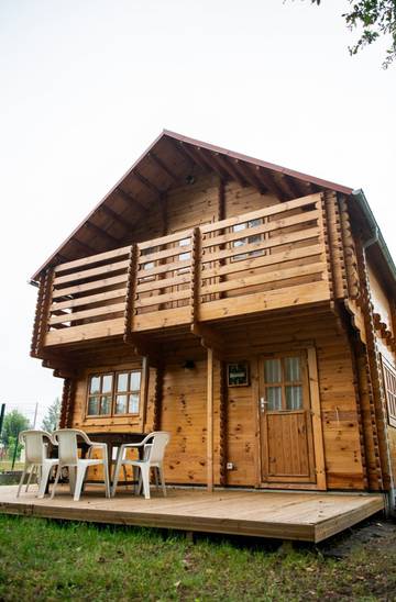 Gîte pour 6 personnes, avec jardin et terrasse à Gièvres