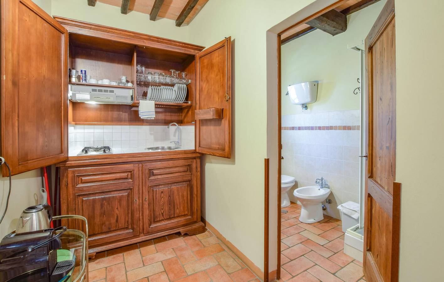 Apartamento vacacional entero, Apartamento tranquilo en Todi con piscina, WiFi y aparcamiento in Todi, Provincia de Perugia