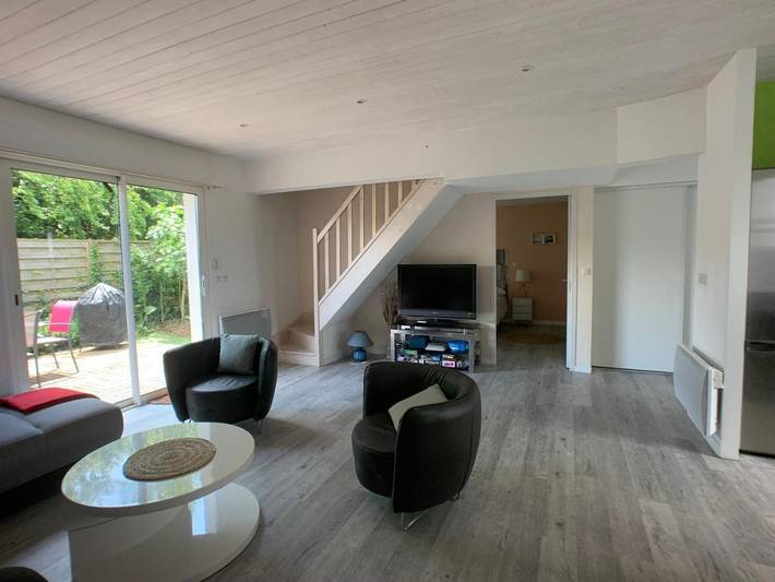 Location de vacances pour 6 personnes, avec vue et jardin à La Jarrie - 2