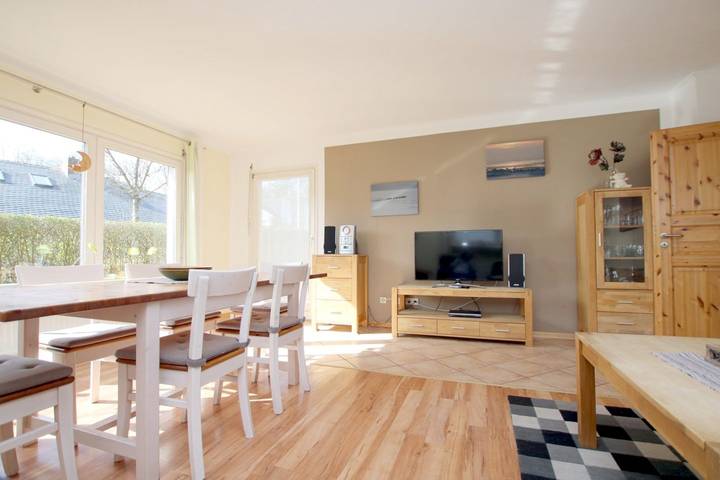 Ferienhaus für 8 Personen, mit Sauna und Garten sowie Terrasse in Wyk auf Föhr (Stadt) - 4