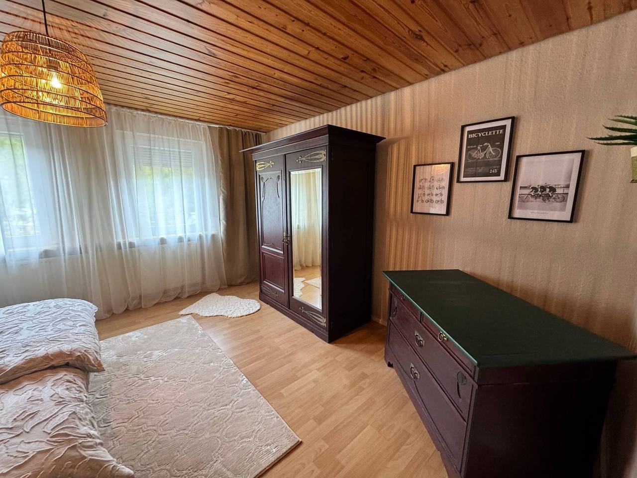 Apartamento inteiro, Apartamento Anni's Waldloge amigo dos cães com terraço e vista para o vale in Schramberg, Central Black Forest