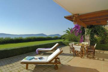 Location de vacances pour 5 personnes, avec jardin dans Gialova