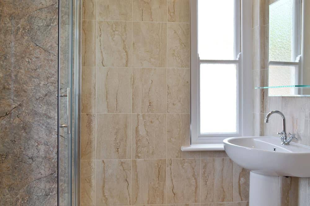 Cliff Railway Apartment in Aberystwyth, Cardigan Bay