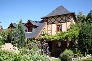 Gîte pour 4 personnes, avec jardin et terrasse à Oust