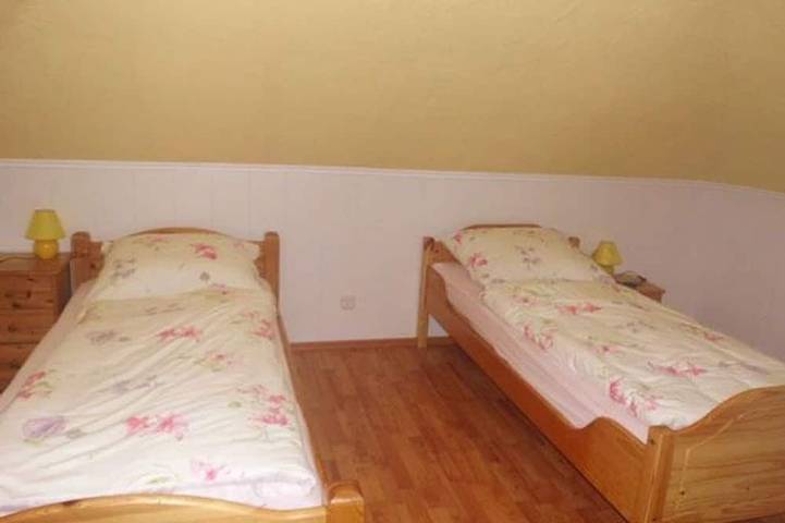 Ferienhaus für 4 Personen, mit Garten in Hinte - 3