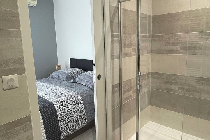 Location de vacances pour 6 personnes, avec jardin à Chevannes - 2