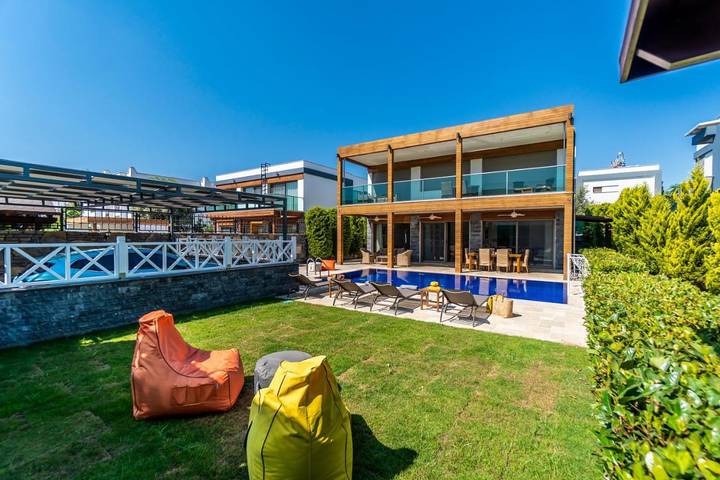 Villa pour 7 personnes, avec jardin et piscine à Bodrum