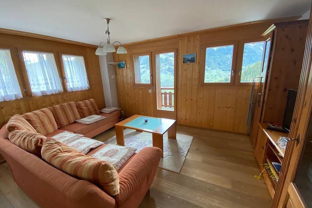 Ganze Wohnung, Sehr komfortable 3 Zimmerwohnung für 4 - 6 Personen : Wohnraum mit Doppelsofabett - Küche mit Geschi in Grimentz, Anniviers
