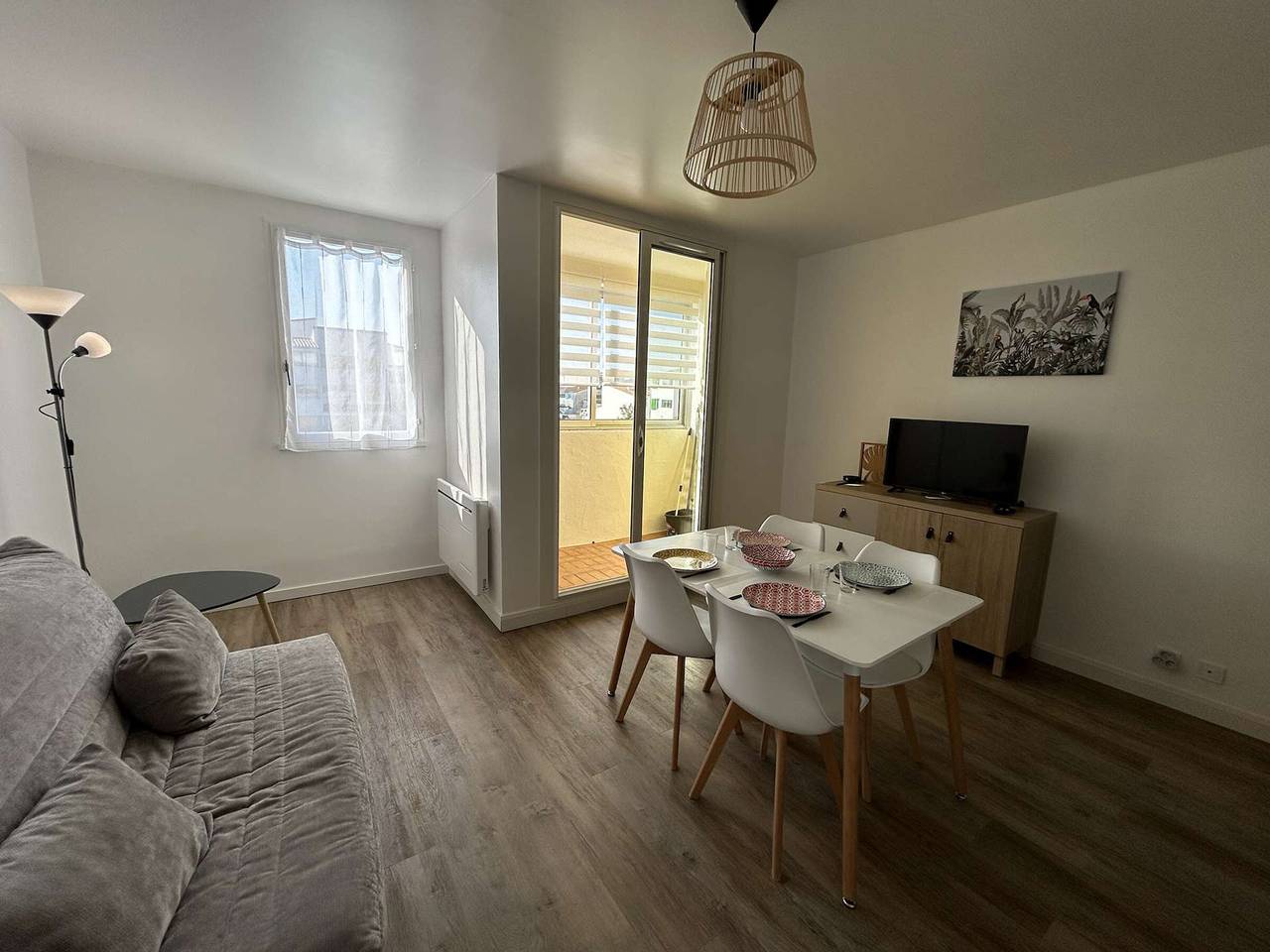 Entire apartment, Beachside 2-Room Apartment with Private Garage in Saint-Hilaire-de-Riez in Saint-Hilaire-de-Riez, Vendée