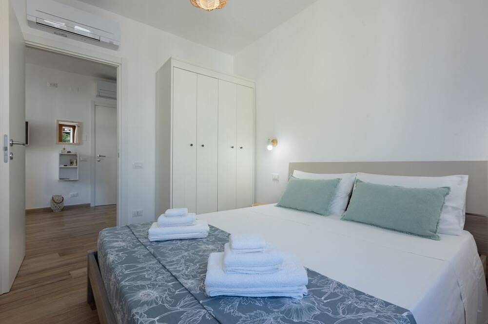 Entire apartment, Carloforte Central Bright Apartment! in Carloforte, Carbonia-Iglesias Province