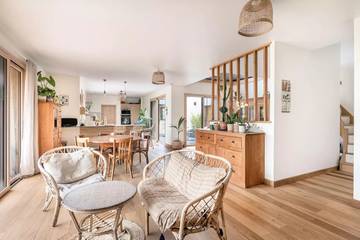 Cottage pour 6 personnes, avec jardin à Nivillac