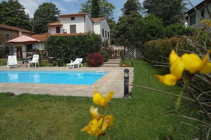 Holiday apartment for 7 people, with balcony and garden - 1