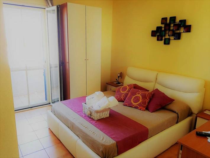 Location de vacances pour 2 personnes, avec jardin ainsi que vue sur le lac et vue, animaux acceptés à Cabras - 3