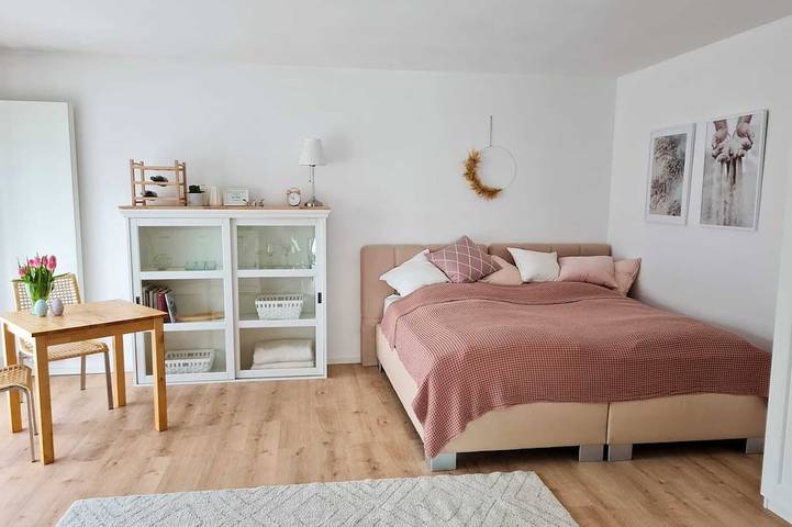 Ferienwohnung für 3 Personen, mit Terrasse und Garten