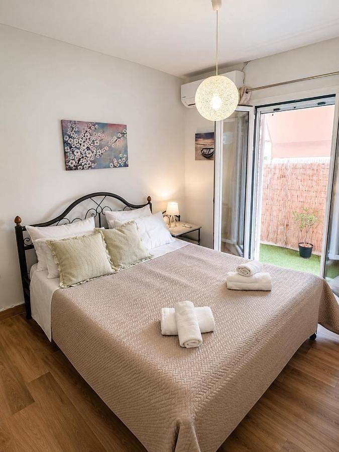 Location de vacances pour 3 personnes, avec terrasse, animaux acceptés dans Pýlos - 2