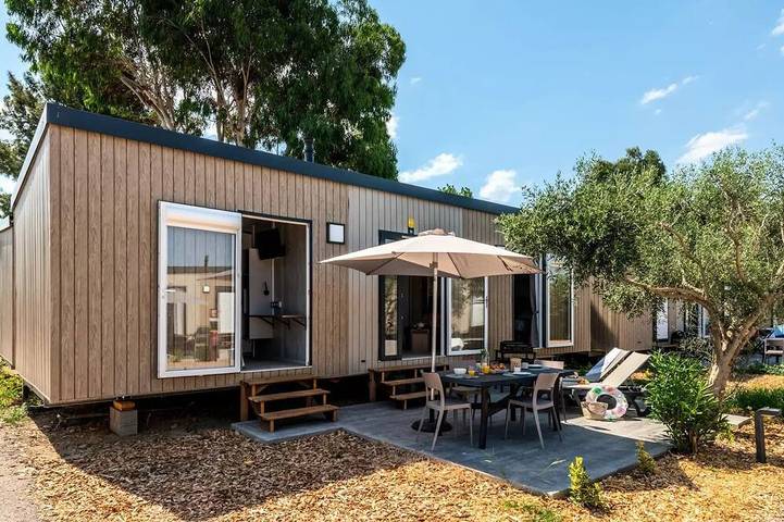 Camping pour 6 personnes, avec terrasse à Perpignan