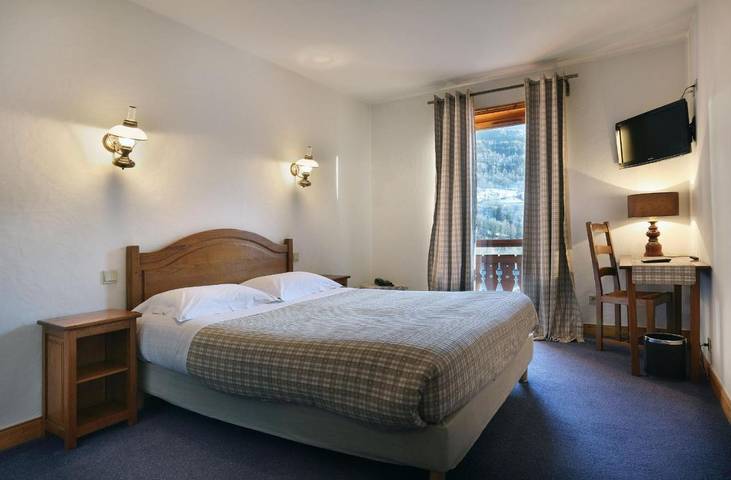 Hôtel pour 2 personnes, avec piscine ainsi que sauna et terrasse, animaux acceptés à Bourg-Saint-Maurice - 4