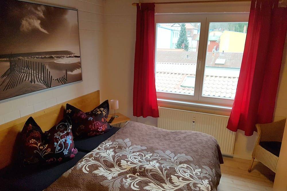 Ideal für Familien, strandnah, 3Sz, 6 Personen, Wlan, Parkplatz, Grill, Terrasse in Bansin, Heringsdorf