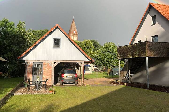 Ferienwohnung für 4 Personen, mit Terrasse und Garten in Kenz-Küstrow