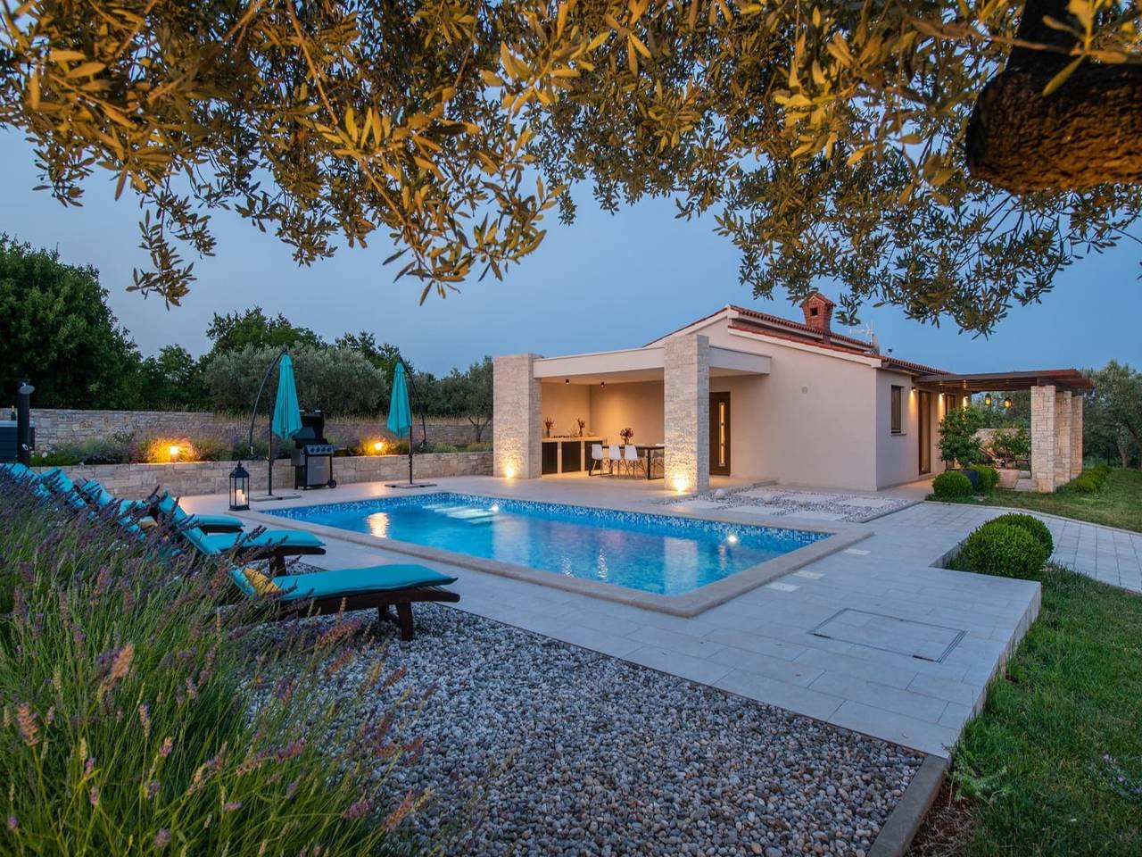 Casa vacanza a Peruski a partire da 303€ a notte