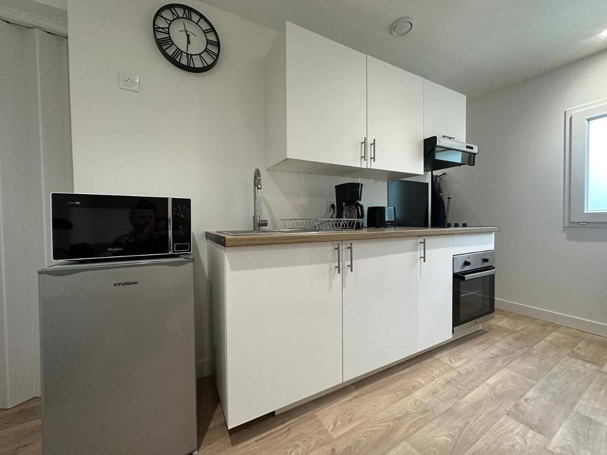 Appartement entier, Le Roadtrip, cosy, de plain-pied avec parking in Saint-Junien, Région de Rochechouart