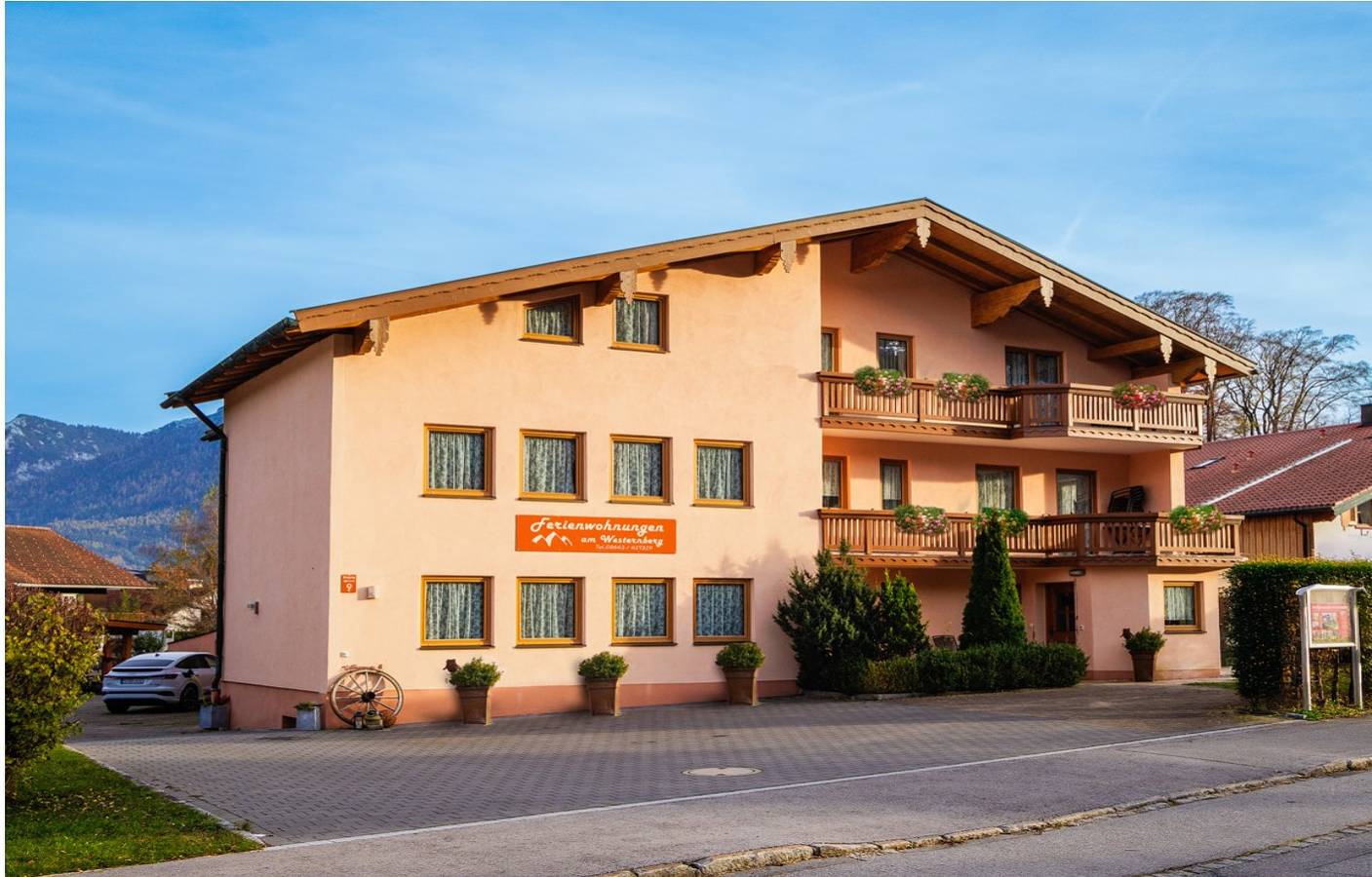 Ganze Ferienwohnung, Ferienwohnungen am Westernberg inkl. Chiemgaukarte - Ferienwohnung 6 69qm, Balk., Küche, 2 Schlafzimmer, Wohnzimmer, max 4 P., Wlan in Ruhpolding, Bayerische Alpen
