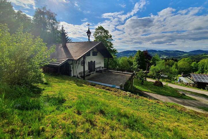 Ferienhaus für 6 Personen, mit Balkon und Garten in Neukirchen (Niederbayern)