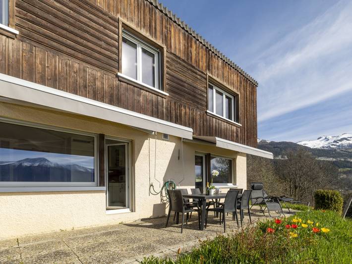 Location de vacances pour 6 personnes, avec jardin et vue, animaux acceptés à Randogne - 2