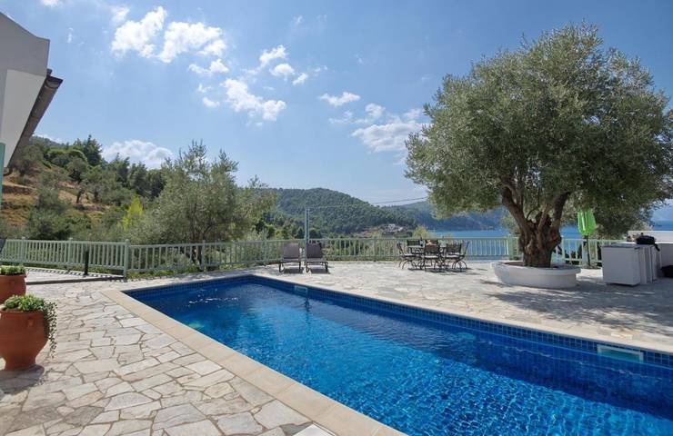 Villa für 6 Personen, mit Garten und Pool sowie Ausblick, mit Haustier - 1