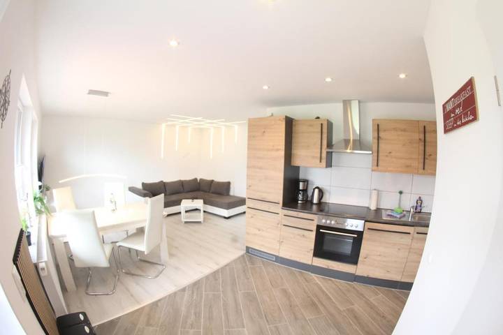 Ferienwohnung für 3 Personen, mit Terrasse und Garten