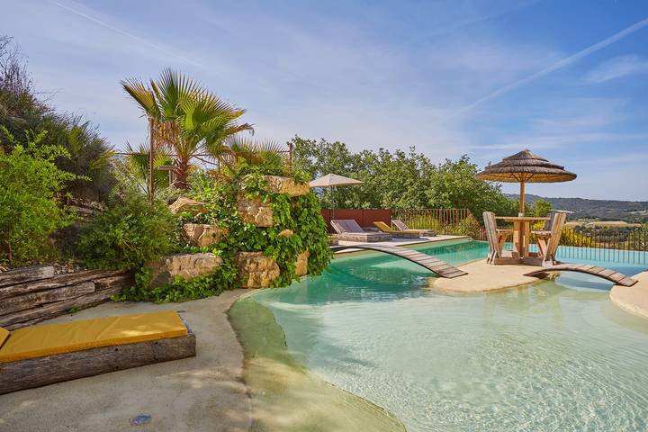 Maison de vacances pour 8 personnes, avec piscine ainsi que terrasse et jardin, adapté aux familles - 1