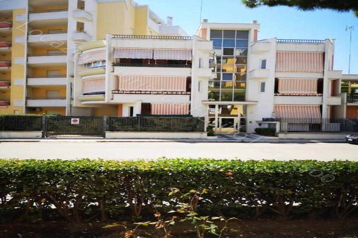 Gîte pour 4 personnes, avec Balcon/Terrasse et Jardin à Barletta