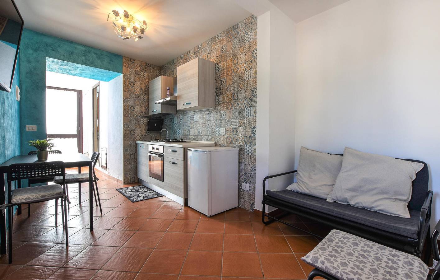 Entire holiday apartment, Sea View Apartment with Pool, Terrace & Parking in Santa Venerina in Santa Venerina, Mount Etna
