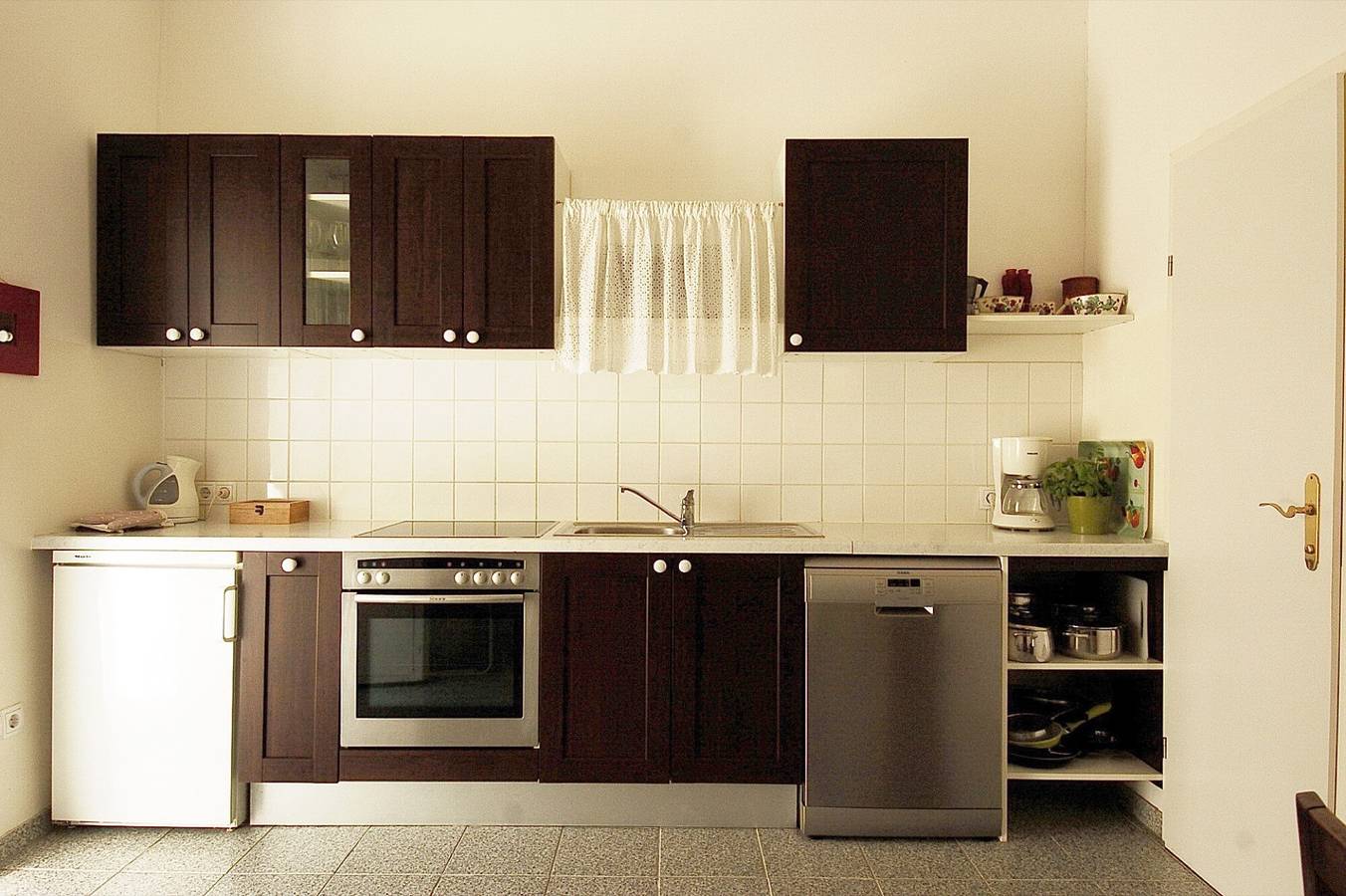 Entire apartment, Apartment 'Bioweingut Hauerhof 99 - 2' with Shared Garden, Wi-Fi and Air Conditioning in Klosterneuburg, Wien-Umgebung