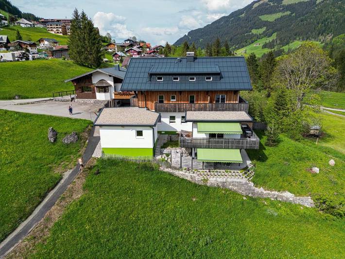 BnB für 2 Personen, mit Terrasse und Ausblick im Kleinwalsertal - 2